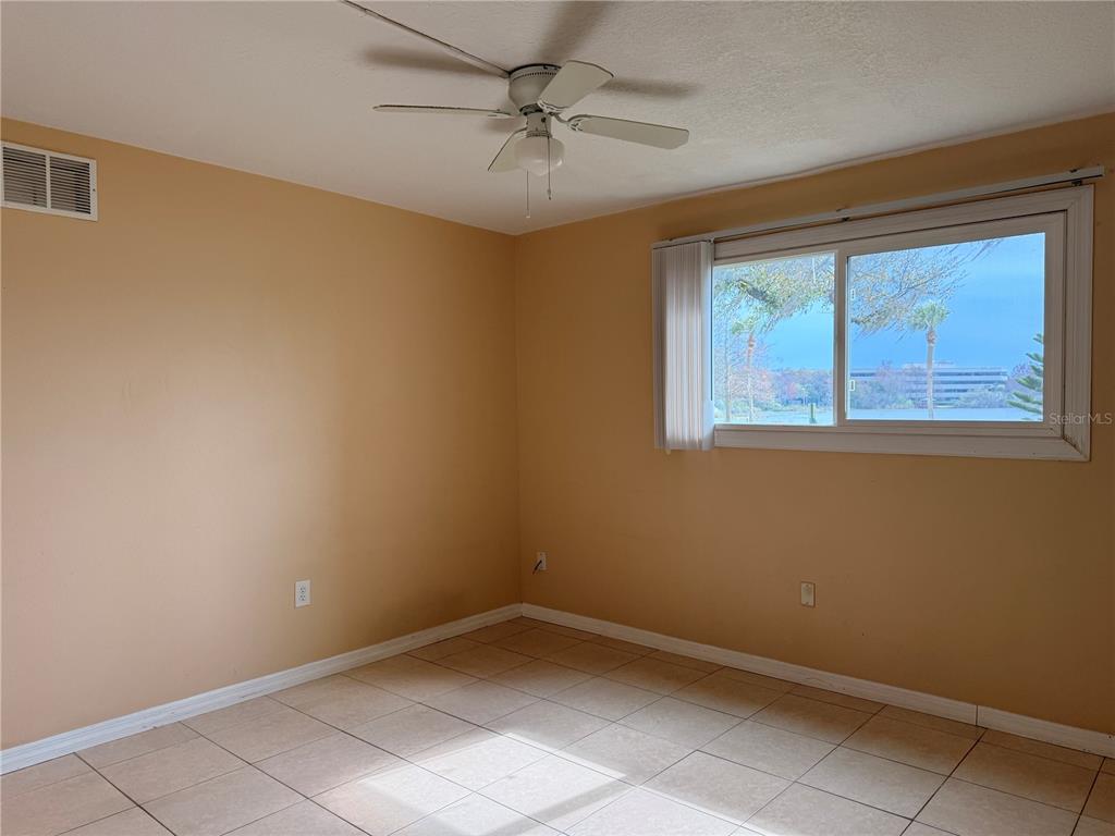 934 Lake Destiny Road, Unit B Altamonte Springs, FL 32714 - Photo 11 of 25