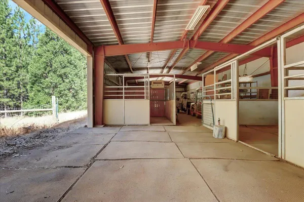 $2,400,000 | 18955 Lake City Road, Nevada City, CA 95959