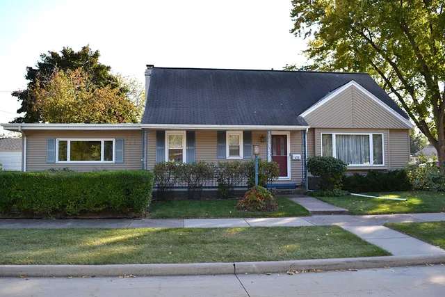 $229,000 | 655 West 19th Avenue, Oshkosh, WI 54902