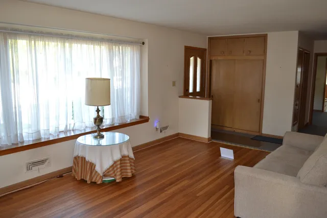 $229,000 | 655 West 19th Avenue, Oshkosh, WI 54902