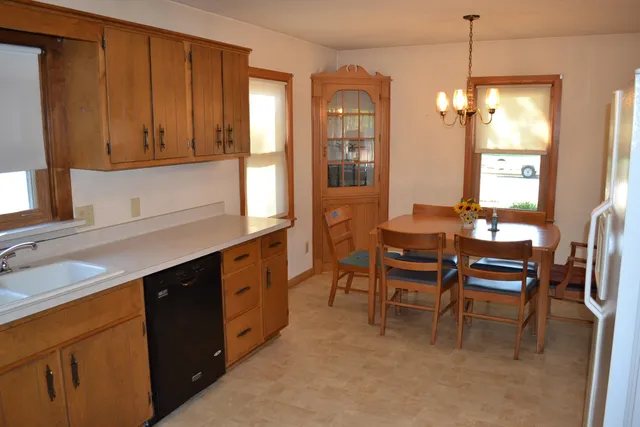 $229,000 | 655 West 19th Avenue, Oshkosh, WI 54902