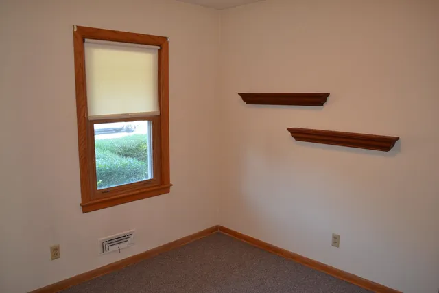 $229,000 | 655 West 19th Avenue, Oshkosh, WI 54902