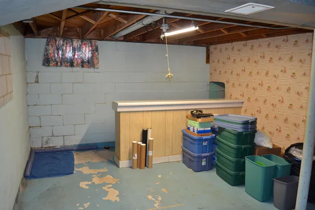 $229,000 | 655 West 19th Avenue, Oshkosh, WI 54902