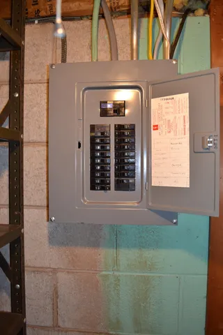 $229,000 | 655 West 19th Avenue, Oshkosh, WI 54902