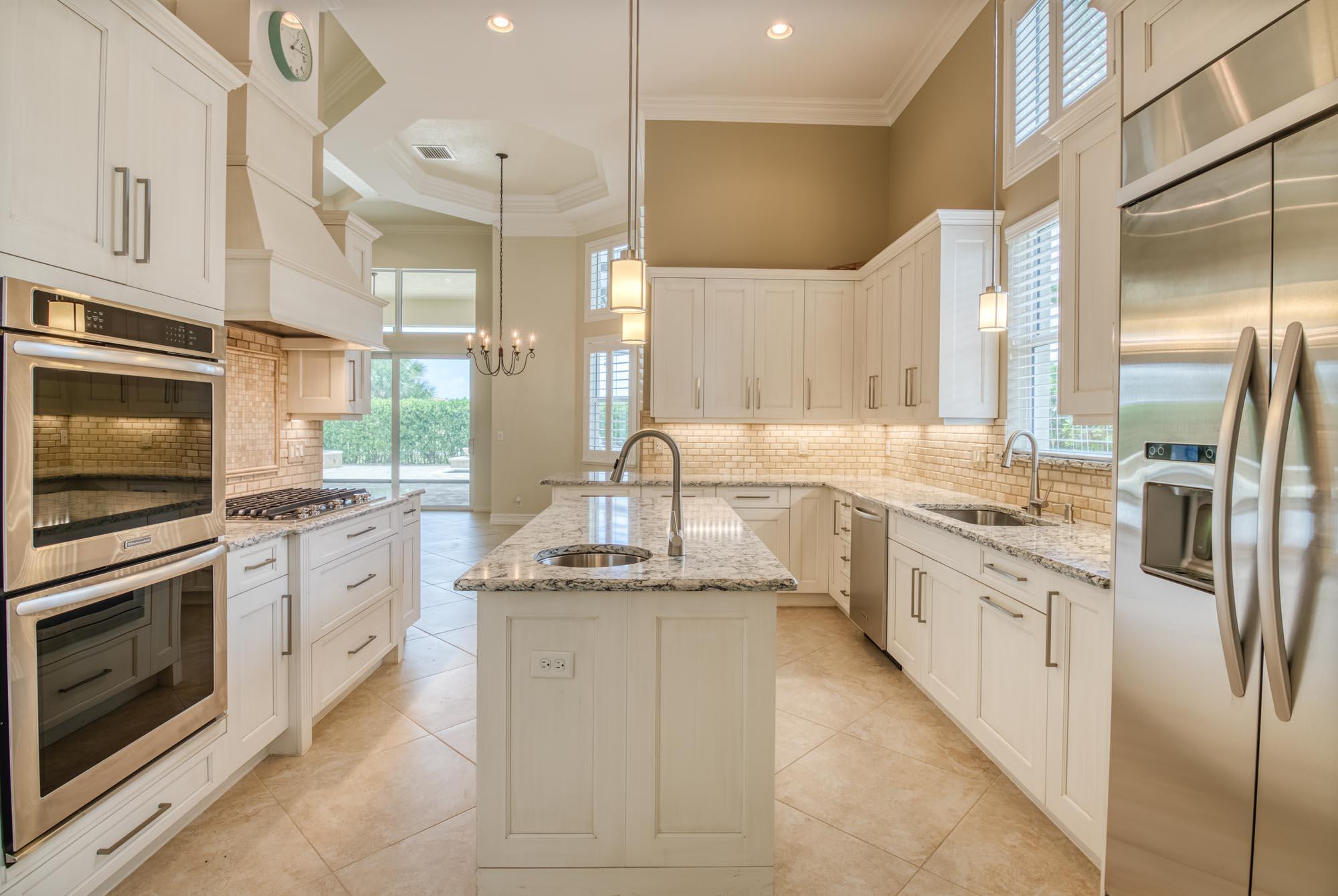 162 Sonata Drive Jupiter, FL 33478 - Photo 8 of 78 Kitchen