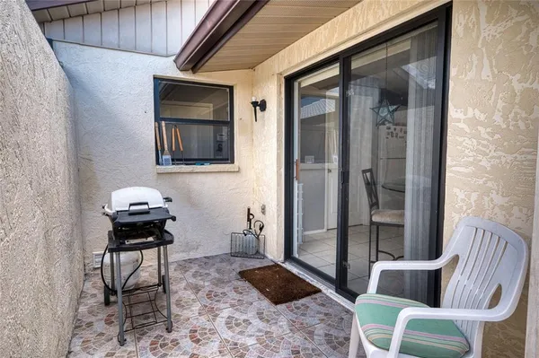 $2,000 | 76 Sandstone Circle, Venice, FL 34293