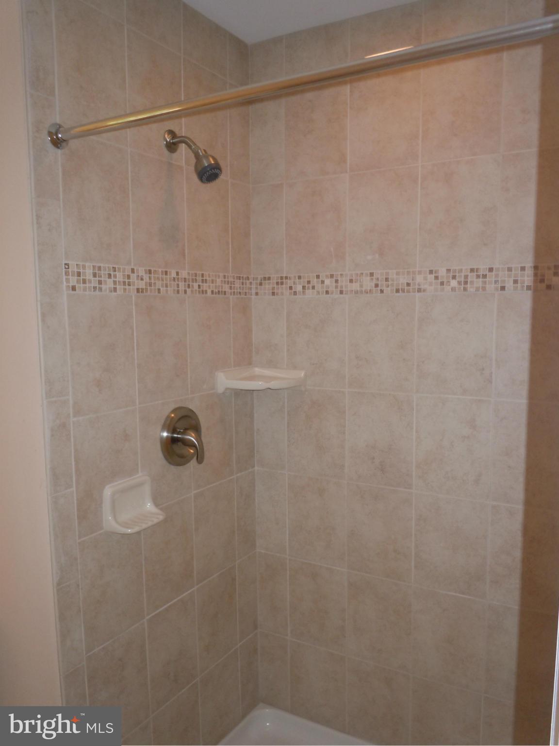 7291 Token Valley Road Manassas, VA 20112 - Photo 16 of 26 Bath (Master)