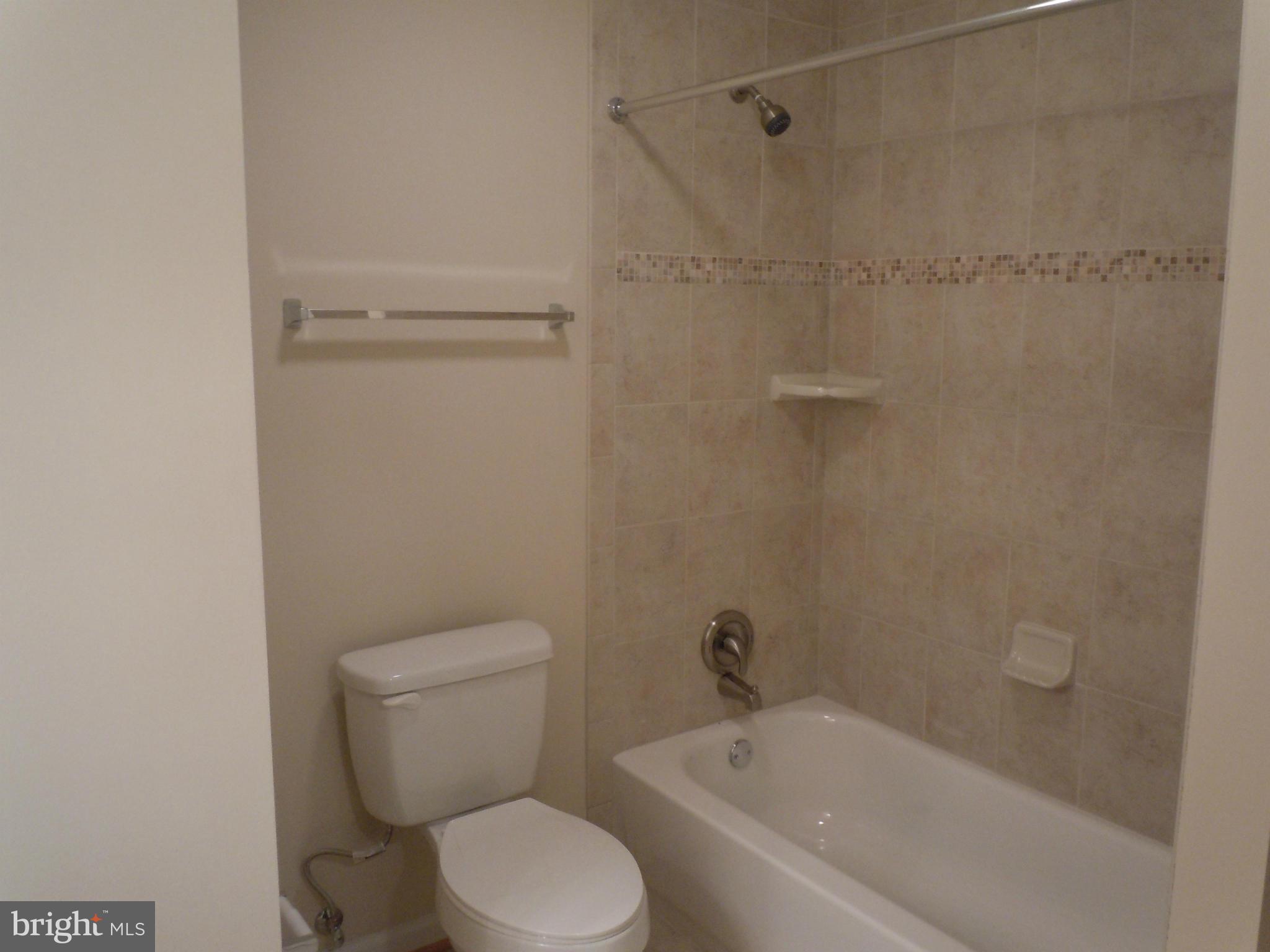 7291 Token Valley Road Manassas, VA 20112 - Photo 20 of 26 Bath #2