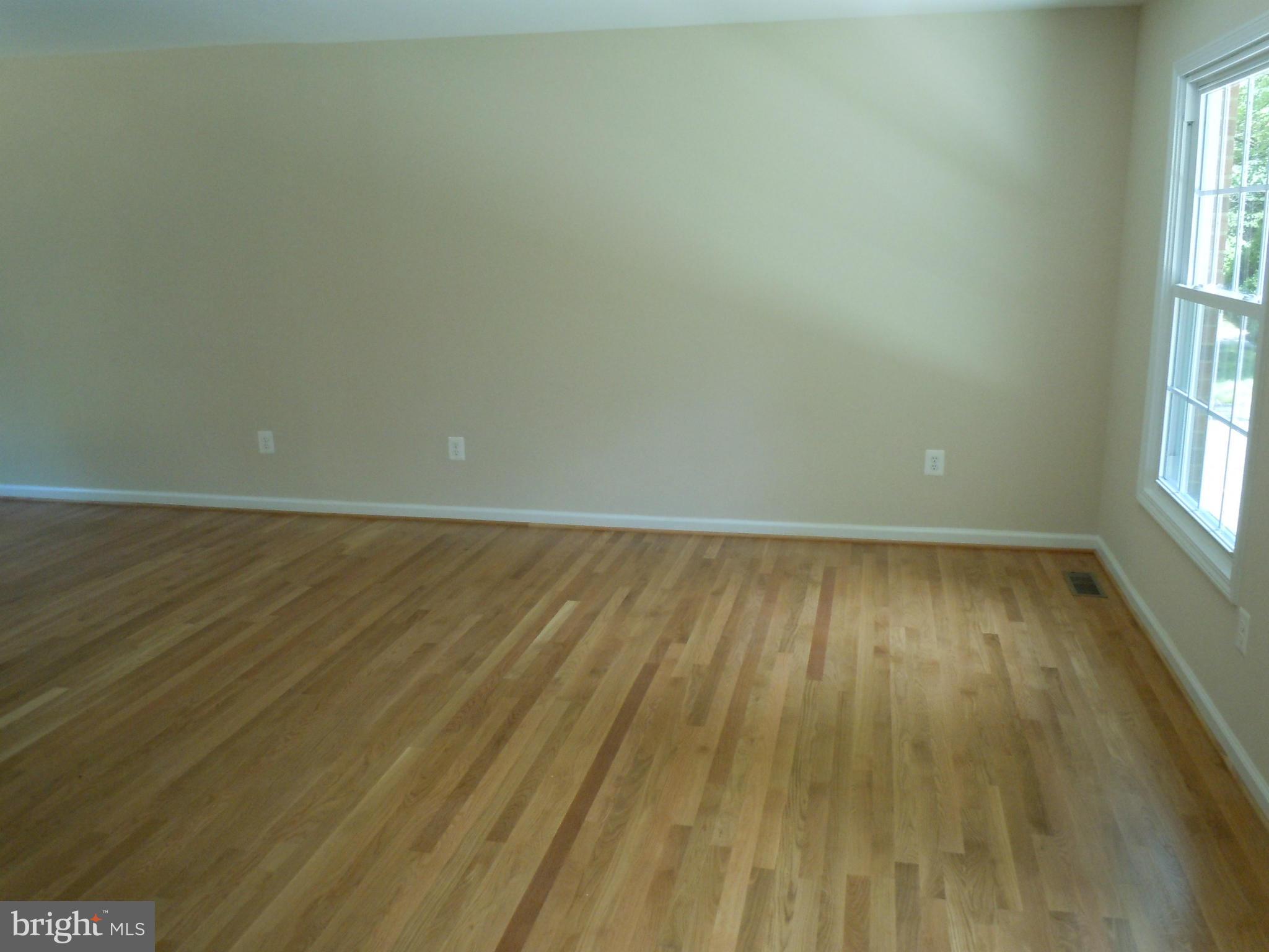 7291 Token Valley Road Manassas, VA 20112 - Photo 8 of 26 Family Room