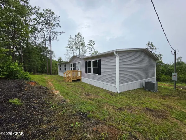 $179,000 | 1065 Highlands Circle, Alford, FL 32420