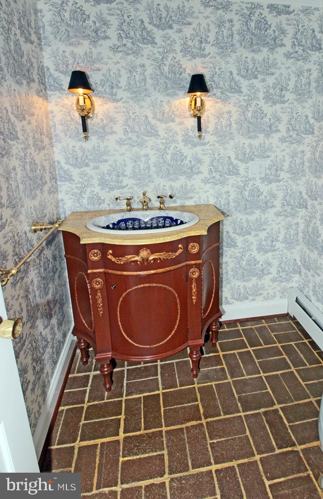 21 West Roseville Road Lancaster, PA 17601 - Photo 36 of 48 Gallery Image 36