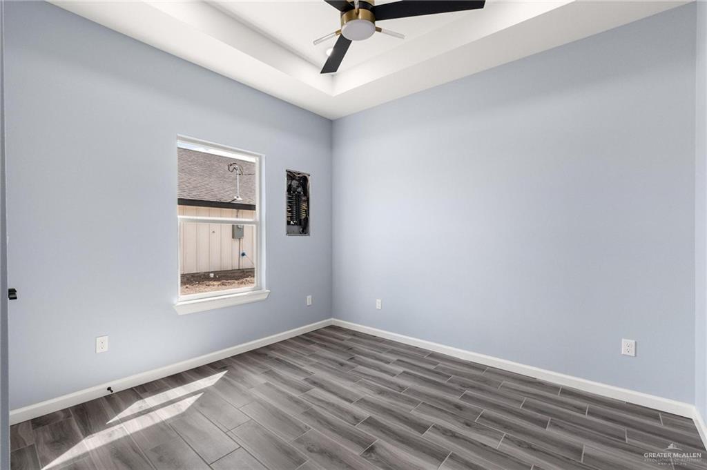 2401 Via Roma Road Weslaco, TX 78596 - Photo 12 of 20