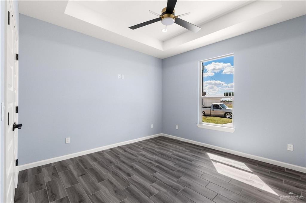 2401 Via Roma Road Weslaco, TX 78596 - Photo 16 of 20