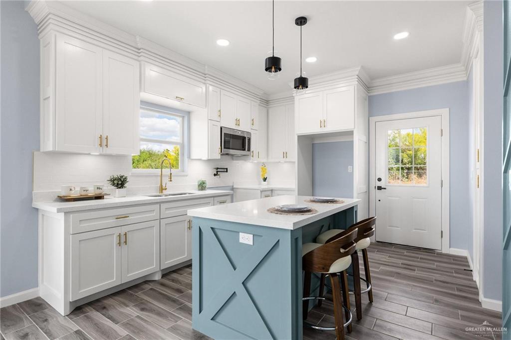 2401 Via Roma Road Weslaco, TX 78596 - Photo 2 of 20