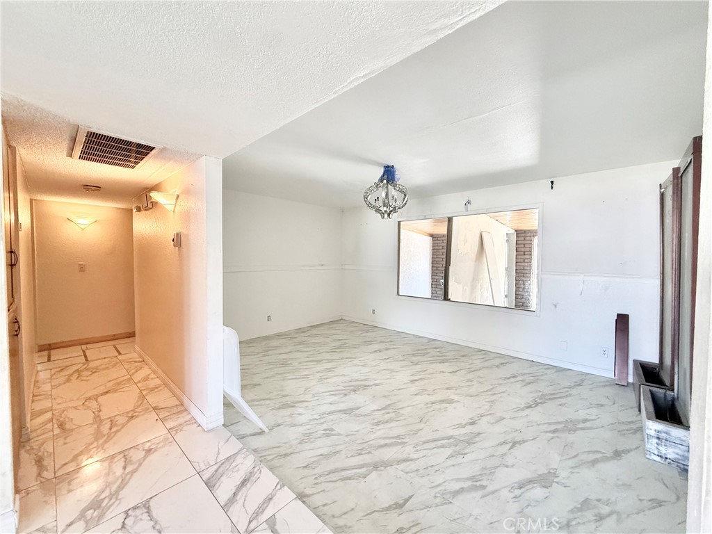 135 South Broadway Street Ridgecrest, CA 93555 - Photo 17 of 46