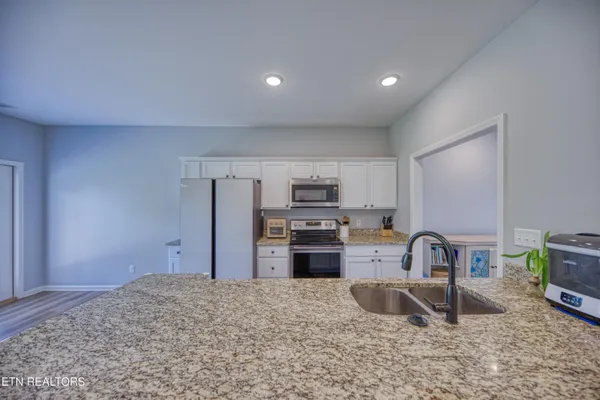 $369,900 | 2131 Frewin Court, Sevierville, TN 37876