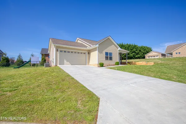 $369,900 | 2131 Frewin Court, Sevierville, TN 37876