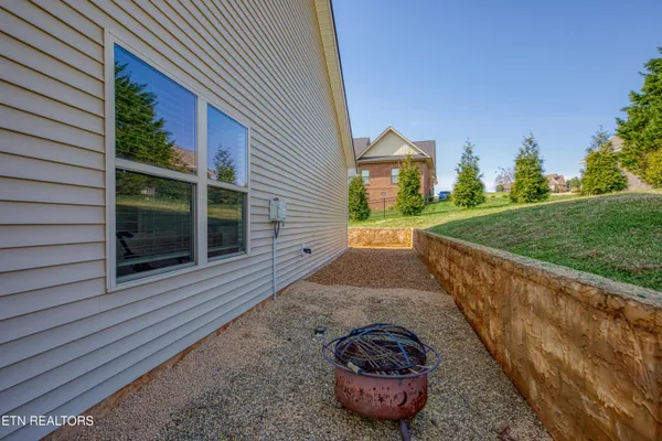 $369,900 | 2131 Frewin Court, Sevierville, TN 37876