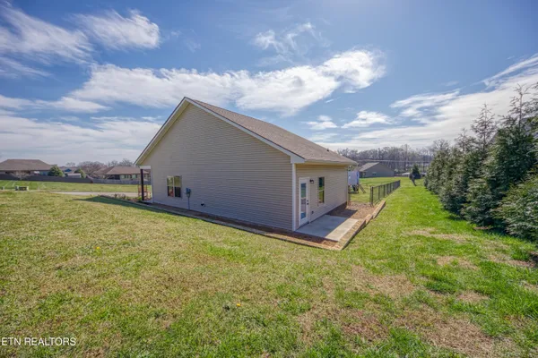 $369,900 | 2131 Frewin Court, Sevierville, TN 37876