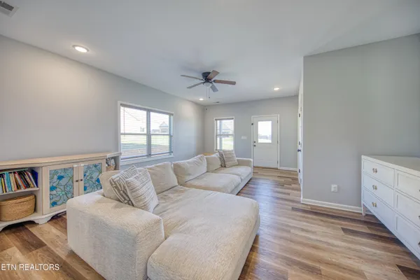 $369,900 | 2131 Frewin Court, Sevierville, TN 37876