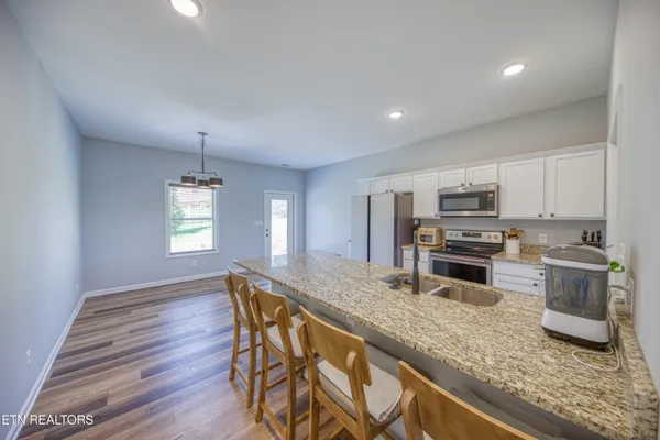 $369,900 | 2131 Frewin Court, Sevierville, TN 37876