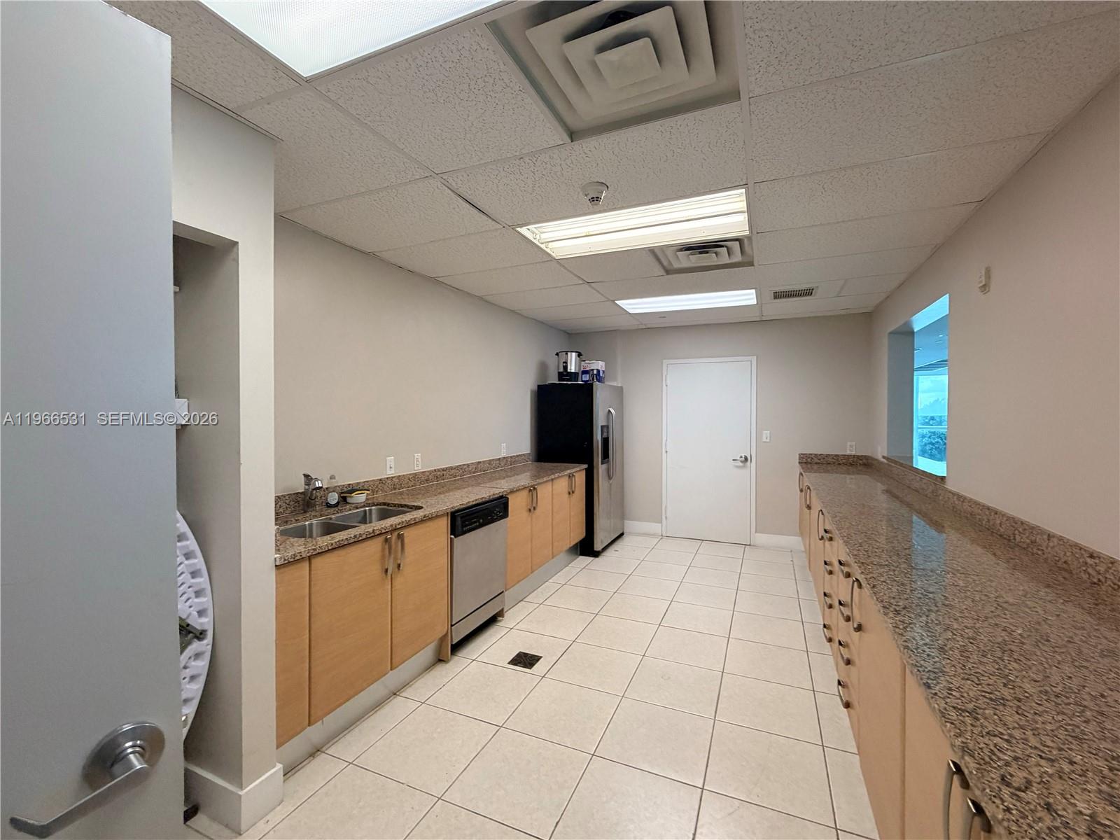 2101 Brickell Avenue, Unit 2202 Miami, FL 33129 - Photo 17 of 33
