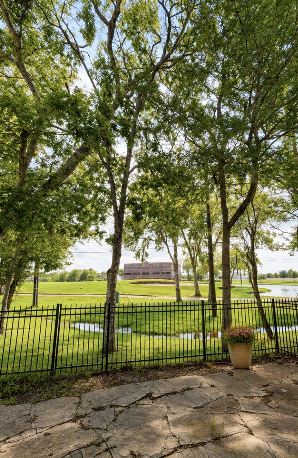 2219 Ridge Wood Lane Sugar Land, TX 77479 - Photo 20 of 22