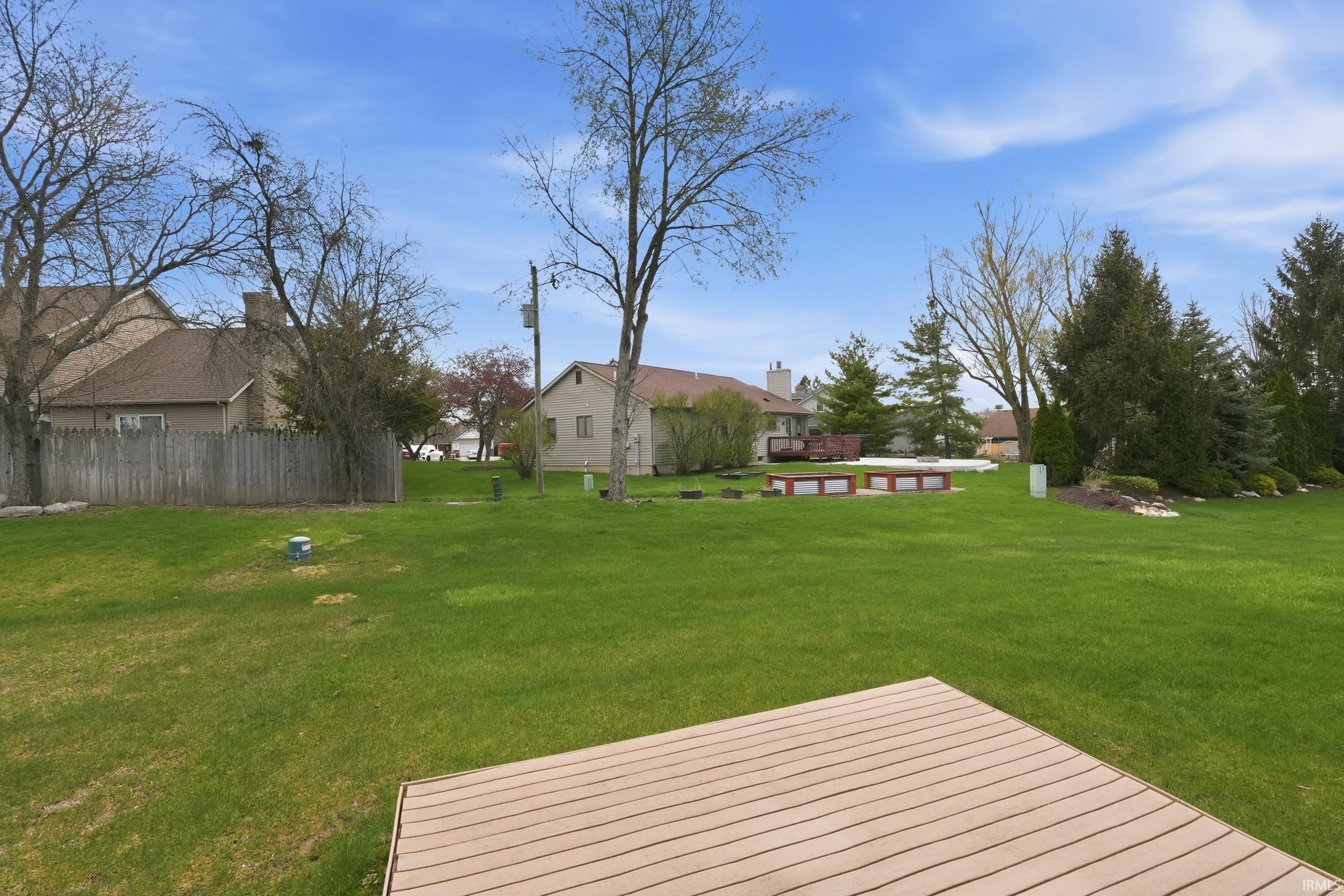 2327 Barcroft Court Fort Wayne, IN 46804 - Photo 32 of 36