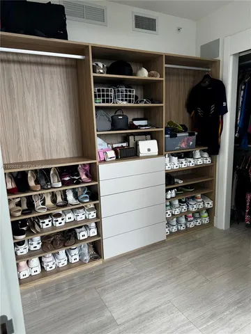 $6,000 | 1451 Brickell Avenue, Unit 1105, Miami, FL 33131