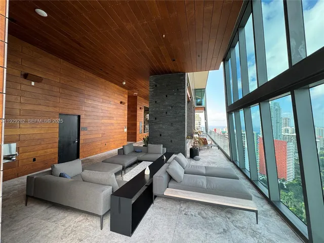 $6,000 | 1451 Brickell Avenue, Unit 1105, Miami, FL 33131