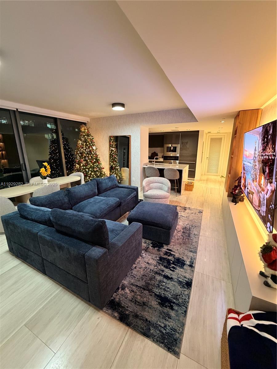 1451 Brickell Avenue, Unit 1105 Miami, FL 33131 - Photo 5 of 43