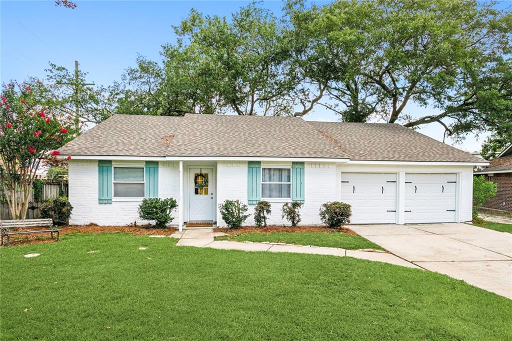 265 Ridgewood Circle Mandeville, LA 70471 - Photo 1 of 25 Gallery Image 1