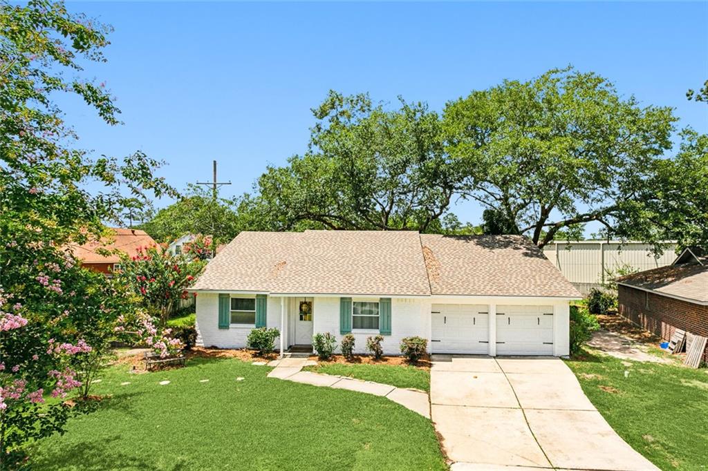265 Ridgewood Circle Mandeville, LA 70471 - Photo 2 of 25 Gallery Image 2