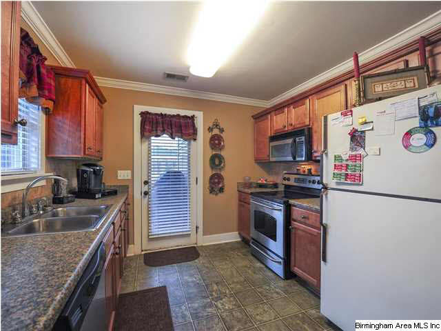 199 Moss Stone Lane Calera, AL 35040 - Photo 9 of 22
