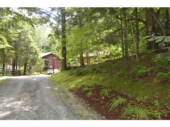 122 N Road Stowe, VT 05672 - Photo 5 of 25 Gallery Image 5