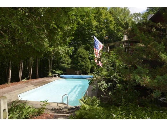 122 N Road Stowe, VT 05672 - Photo 8 of 25 Gallery Image 8