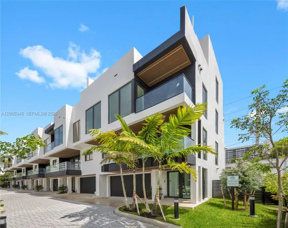 $14,000 | 3222 Northeast 7th Street, Unit 1, Pompano Beach, FL 33062