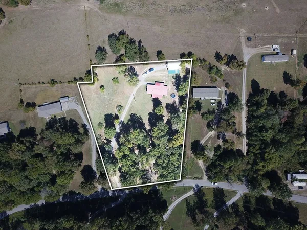$245,000 | 6184 Dewey Carr Road, Bethpage, TN 37022