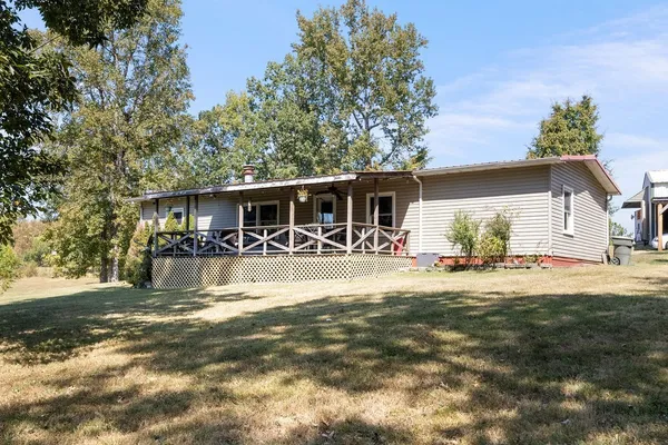 $245,000 | 6184 Dewey Carr Road, Bethpage, TN 37022
