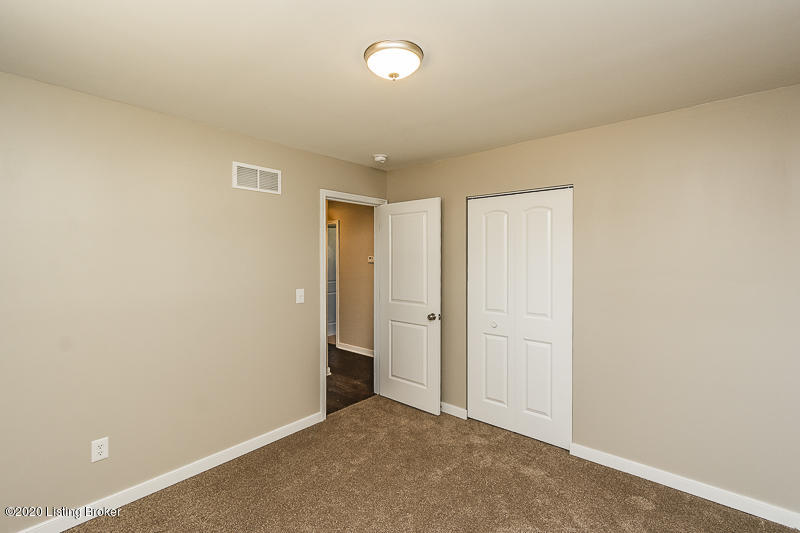 122 Overlook Road Louisville, KY 40229 - Photo 31 of 42 _ADS1216