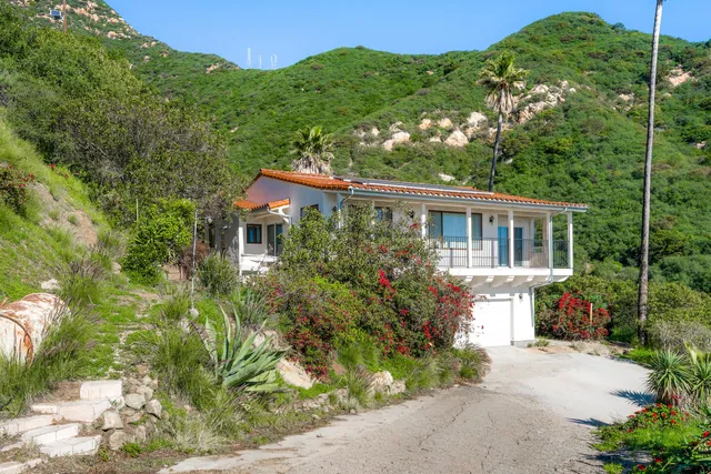 $2,410,000 | 18 East Mountain Drive, Santa Barbara, CA 93103