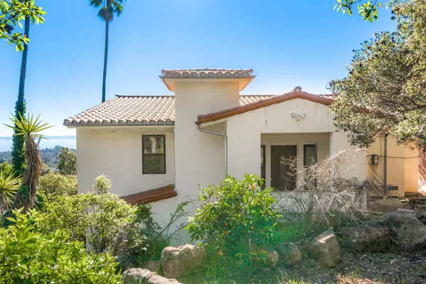 $2,248,000 | 18 East Mountain Drive, Santa Barbara, CA 93103