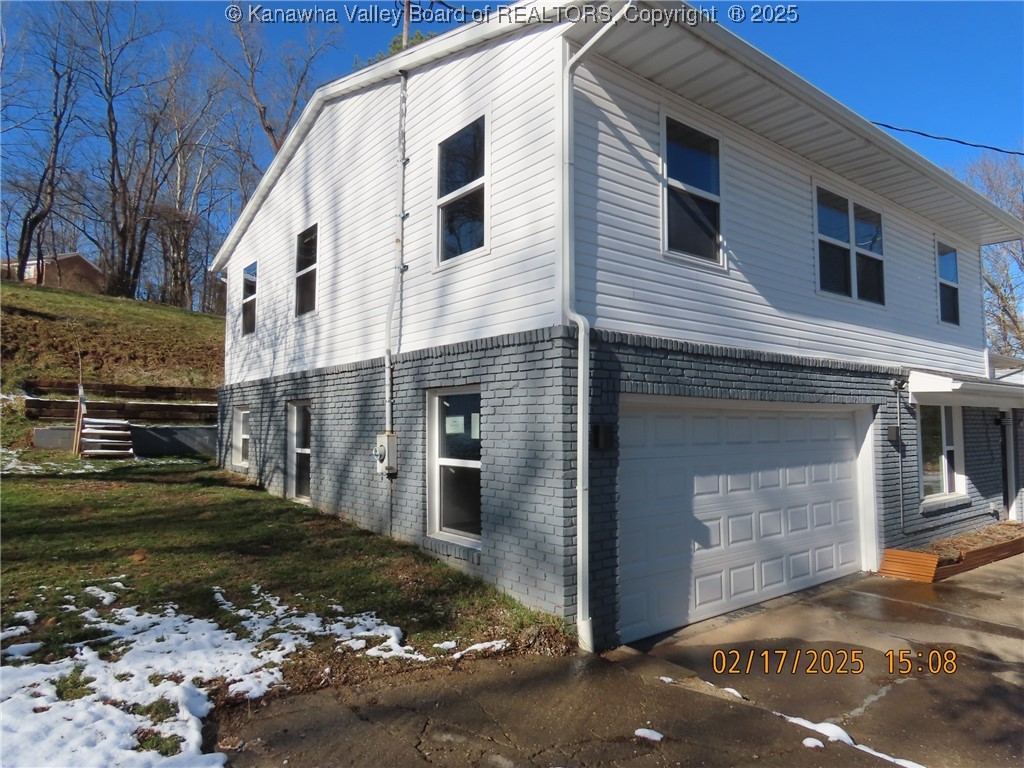 1705 Smith Road Charleston, WV 25314 - Photo 4 of 30 Gallery Image 4
