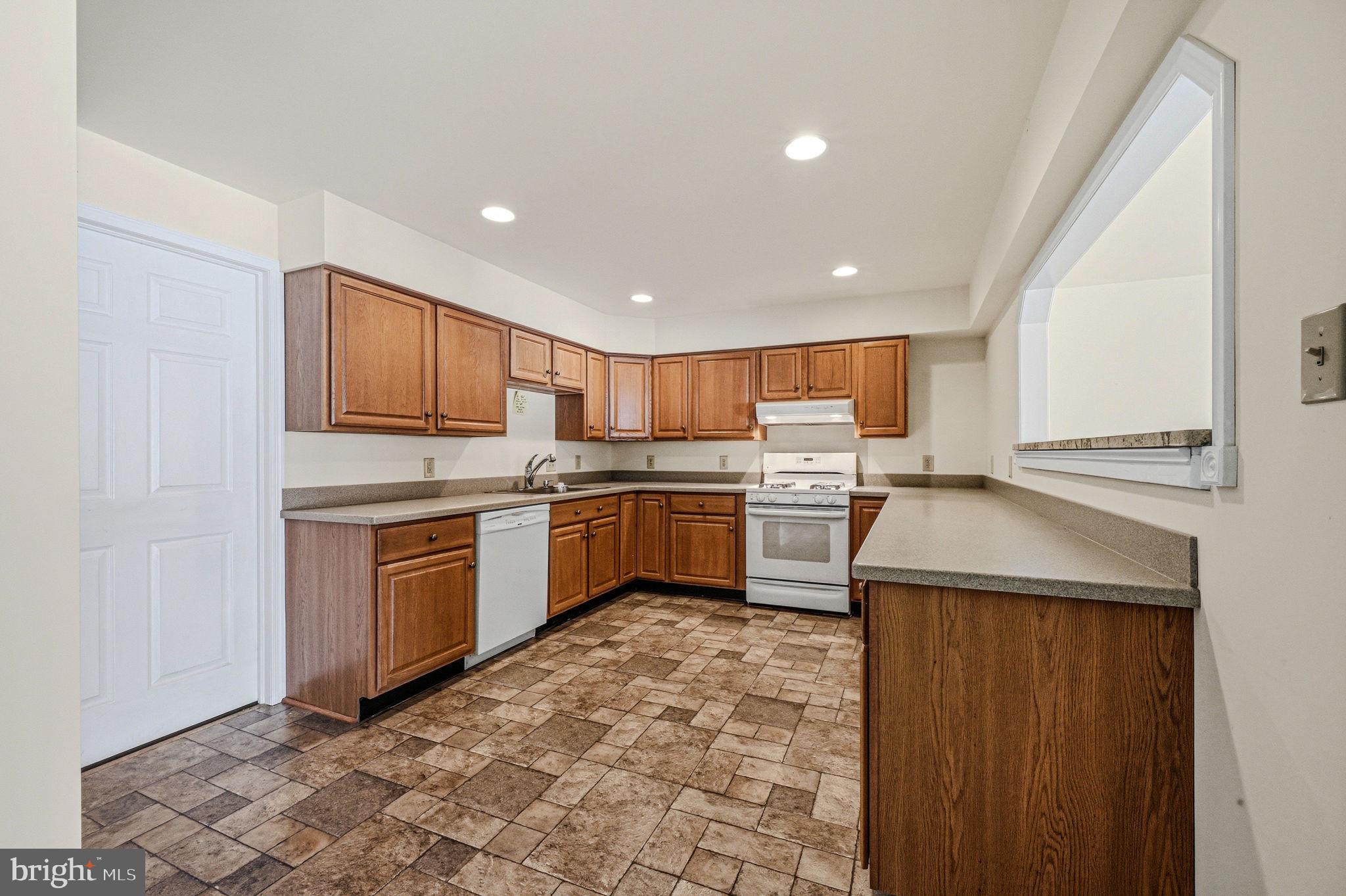 101 Violet Drive Kennett Square, PA 19348 - Photo 40 of 58 Lower Level Kitchen