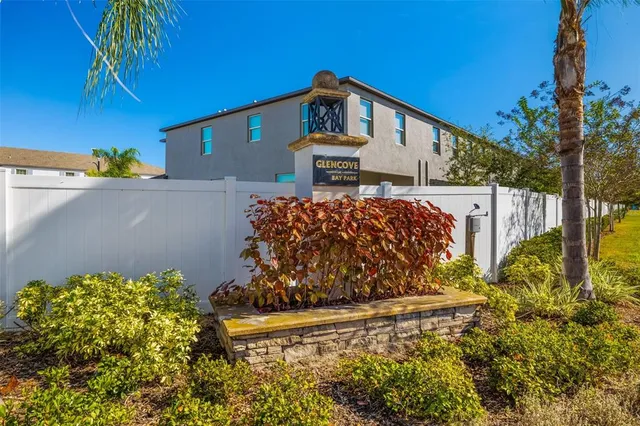 $2,195 | 621 Royal Empress Drive, Ruskin, FL 33570