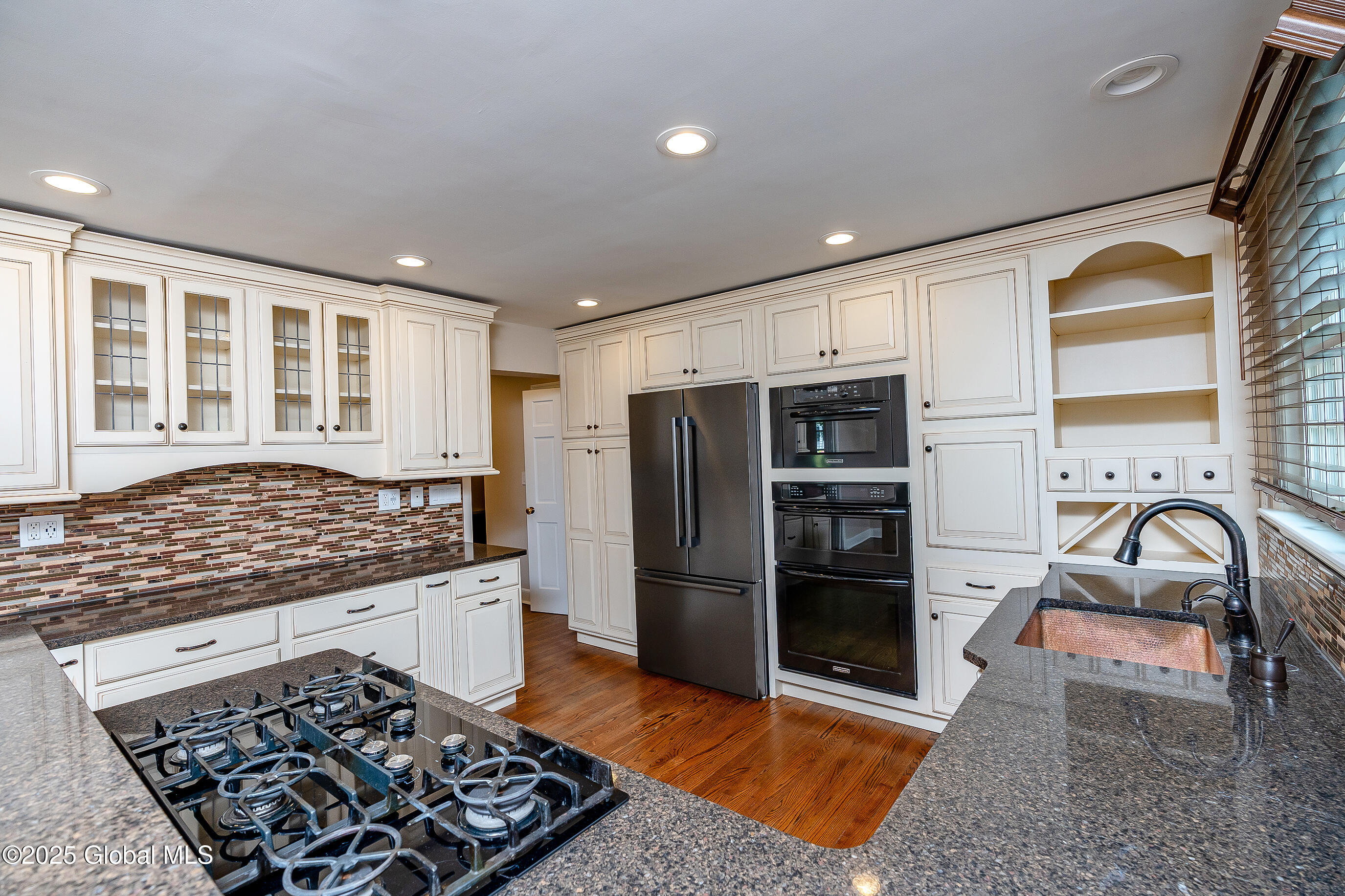 2 Darroch Road Bethlehem, NY 12054 - Photo 9 of 44 008-2-Darroch-Road