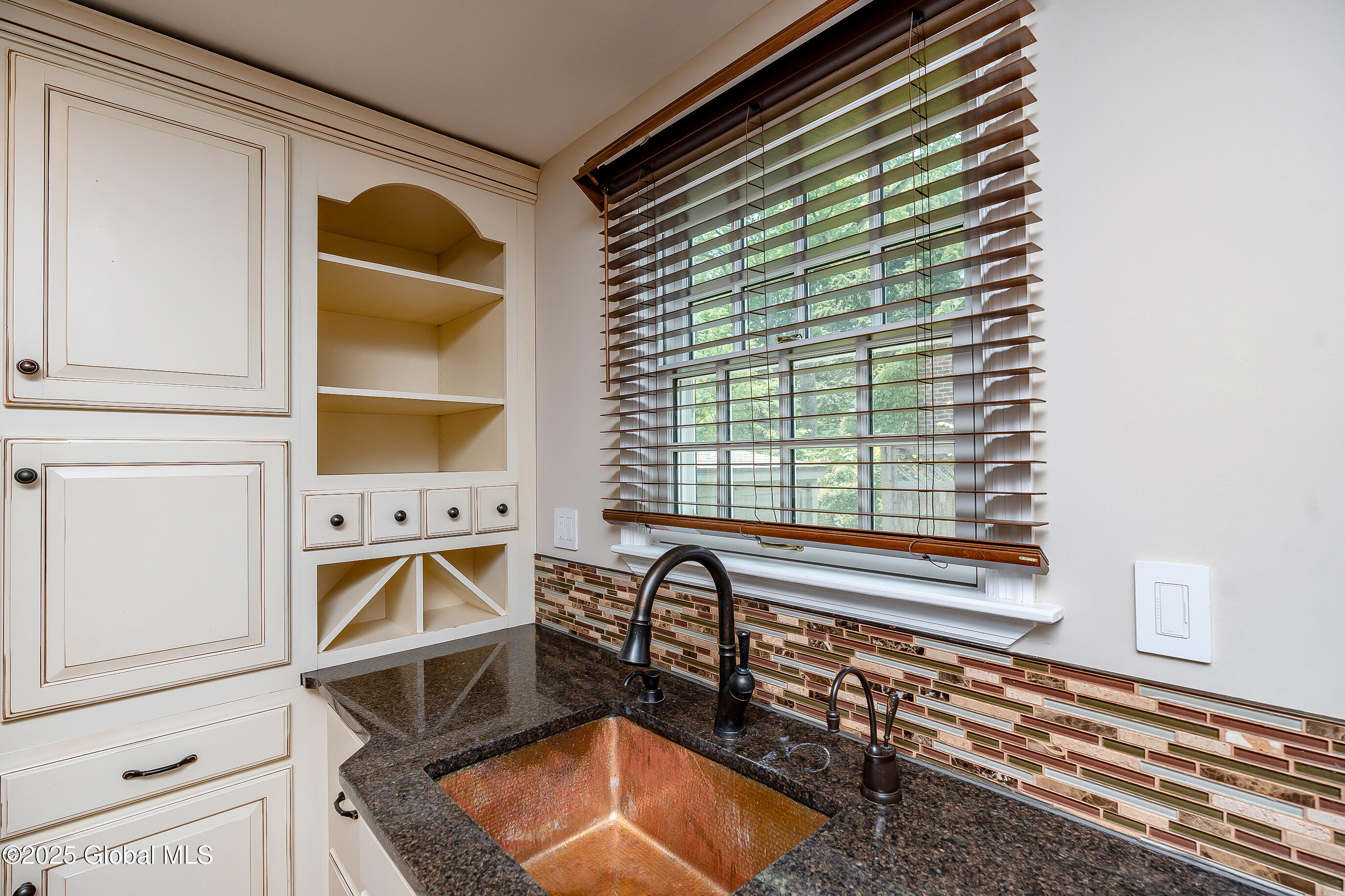 2 Darroch Road Bethlehem, NY 12054 - Photo 10 of 44 009-2-Darroch-Road