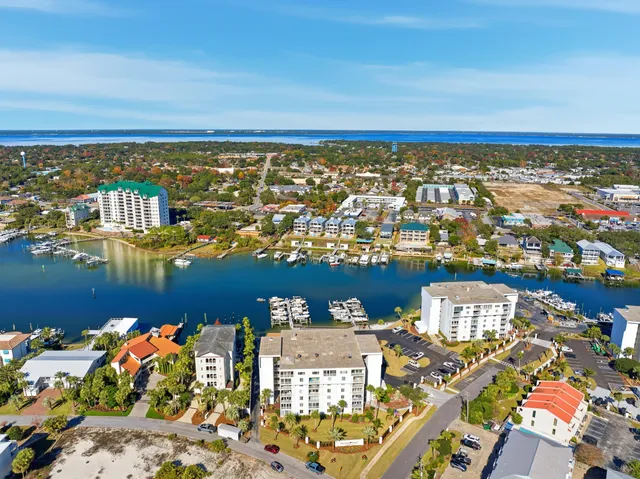 $1,200,000 | 30 Moreno Point Road, Unit 703A, Destin, FL 32541