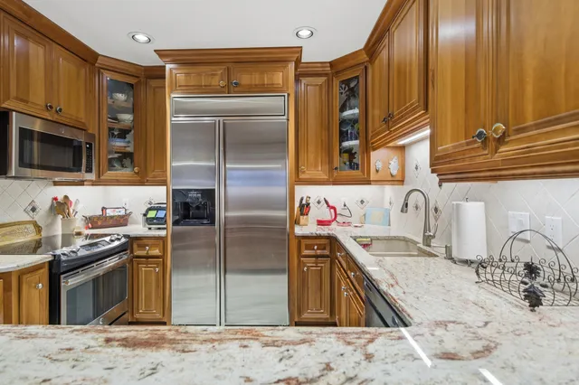 $1,200,000 | 30 Moreno Point Road, Unit 703A, Destin, FL 32541