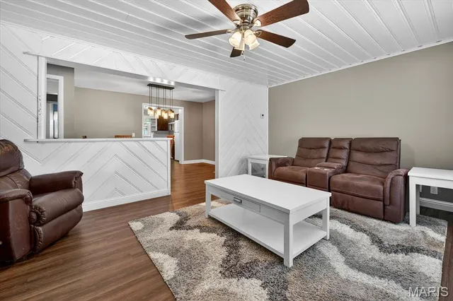 $155,000 | 125 Roberts Street, Jerseyville, IL 62052